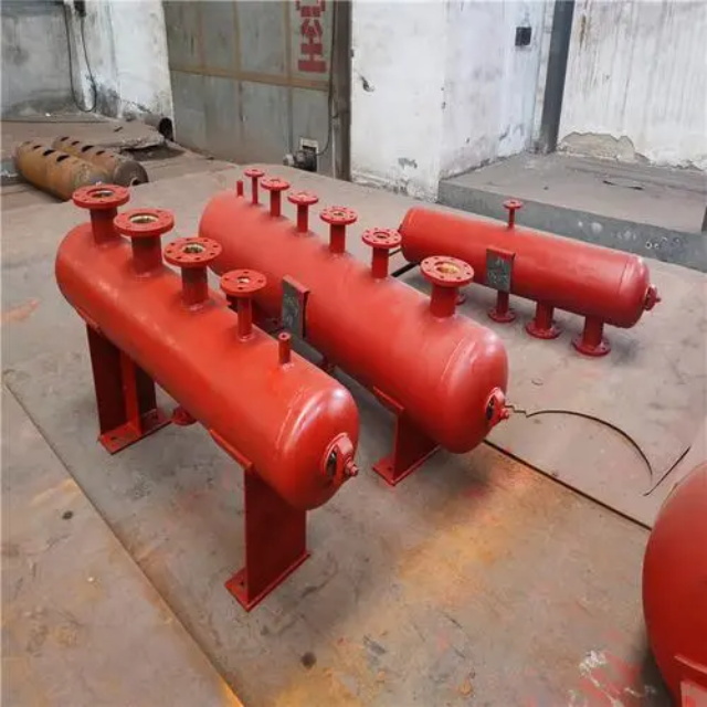 柞水分集水器安装高度